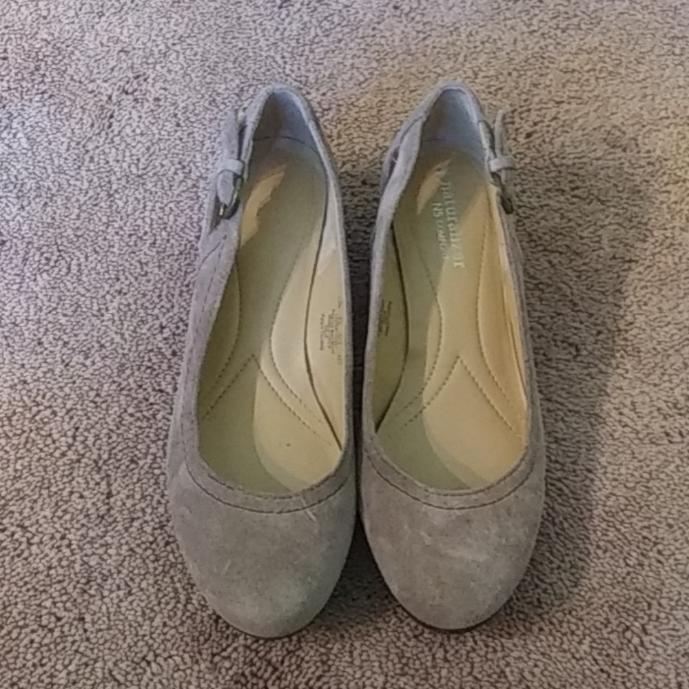 *LAST CALL* Natutalizer tan wedges